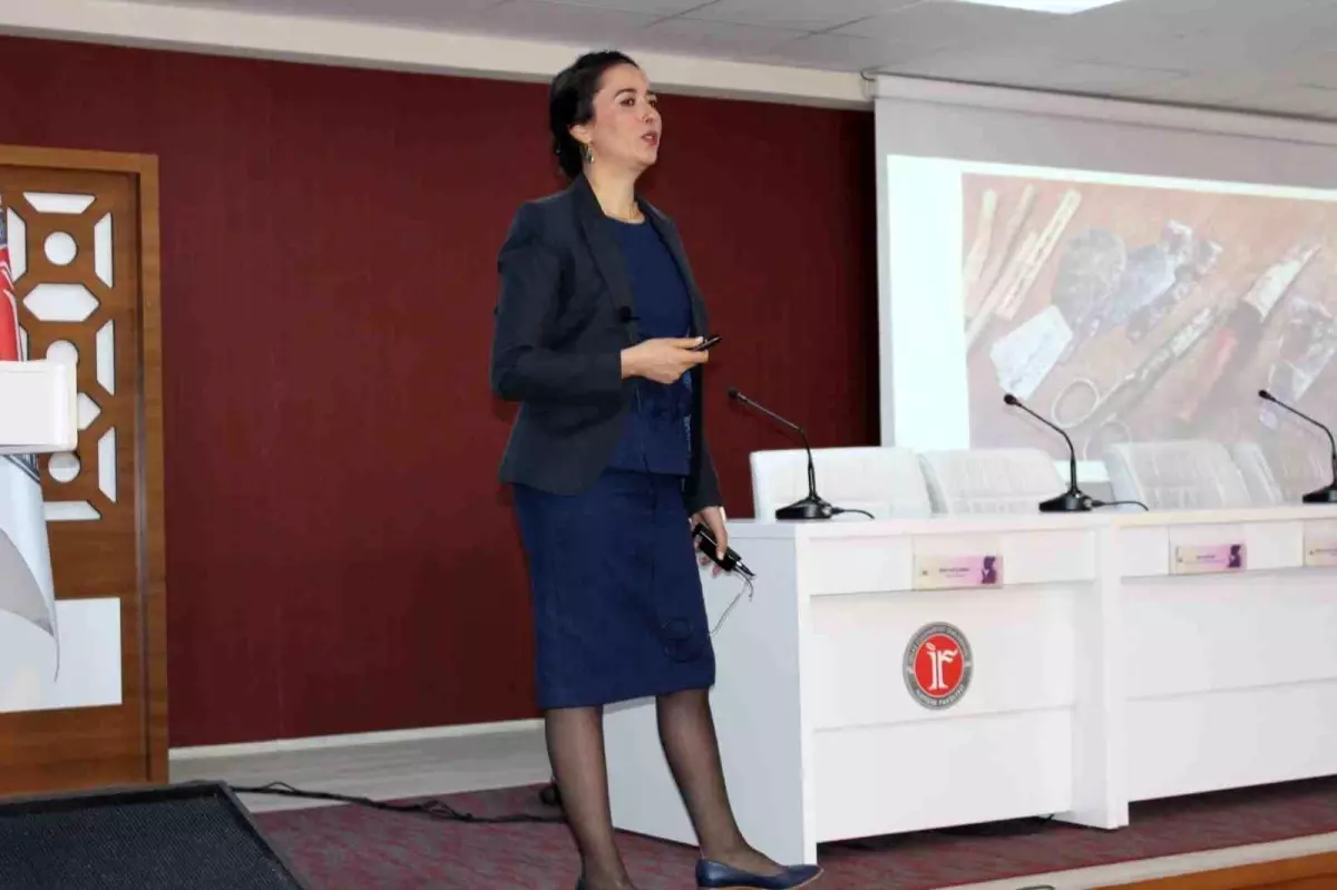 Kadın Varsa, Hayat Var Paneli