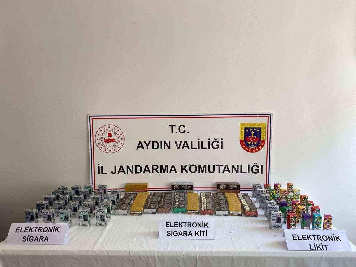 Kuşadası\'nda Kaçak Elektronik Sigara Operasyonu