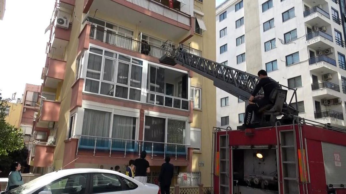 Antalya\'da Yalnız Yaşayan Yaşlı Adam Kurtarıldı