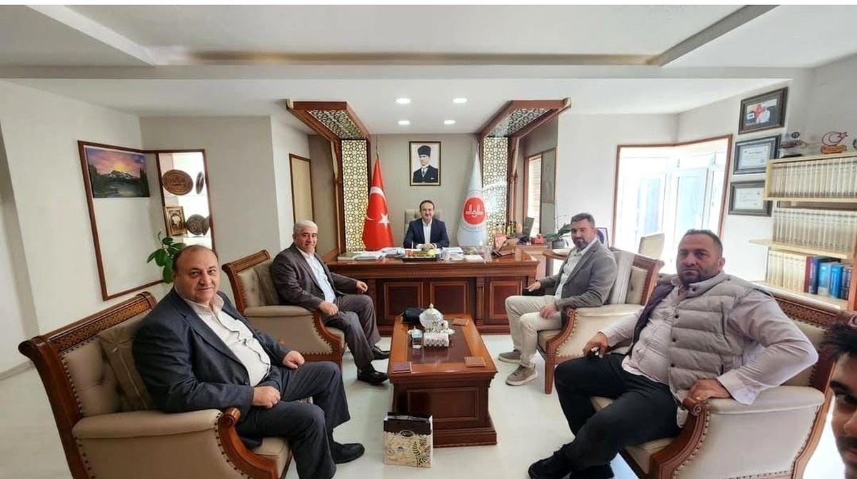 İş İnsanlarından Müftüye Ziyaret
