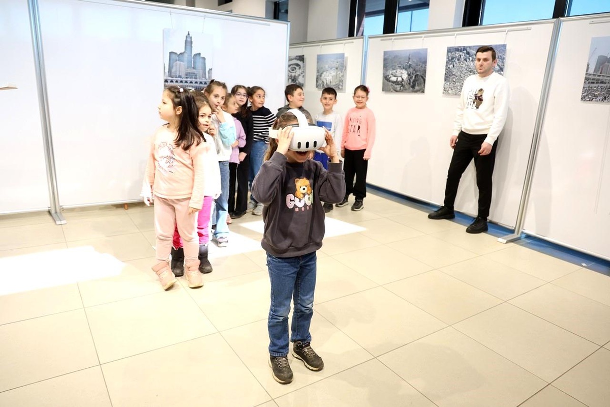 Kartepe\'de Minikler Sanal Gerçeklik ile Kutsal Topraklara Yolculuk Yaptı