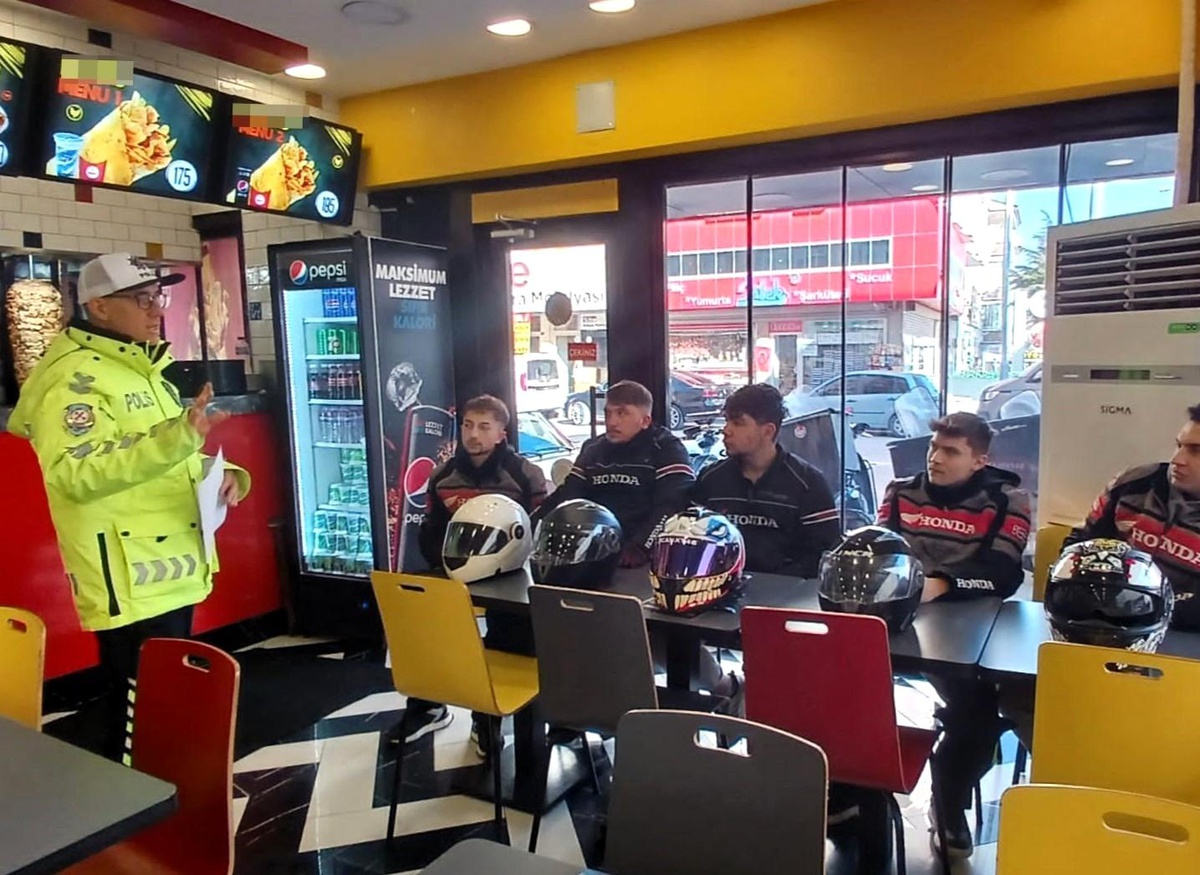 Afyonkarahisar\'da Motokuryelere Eğitim
