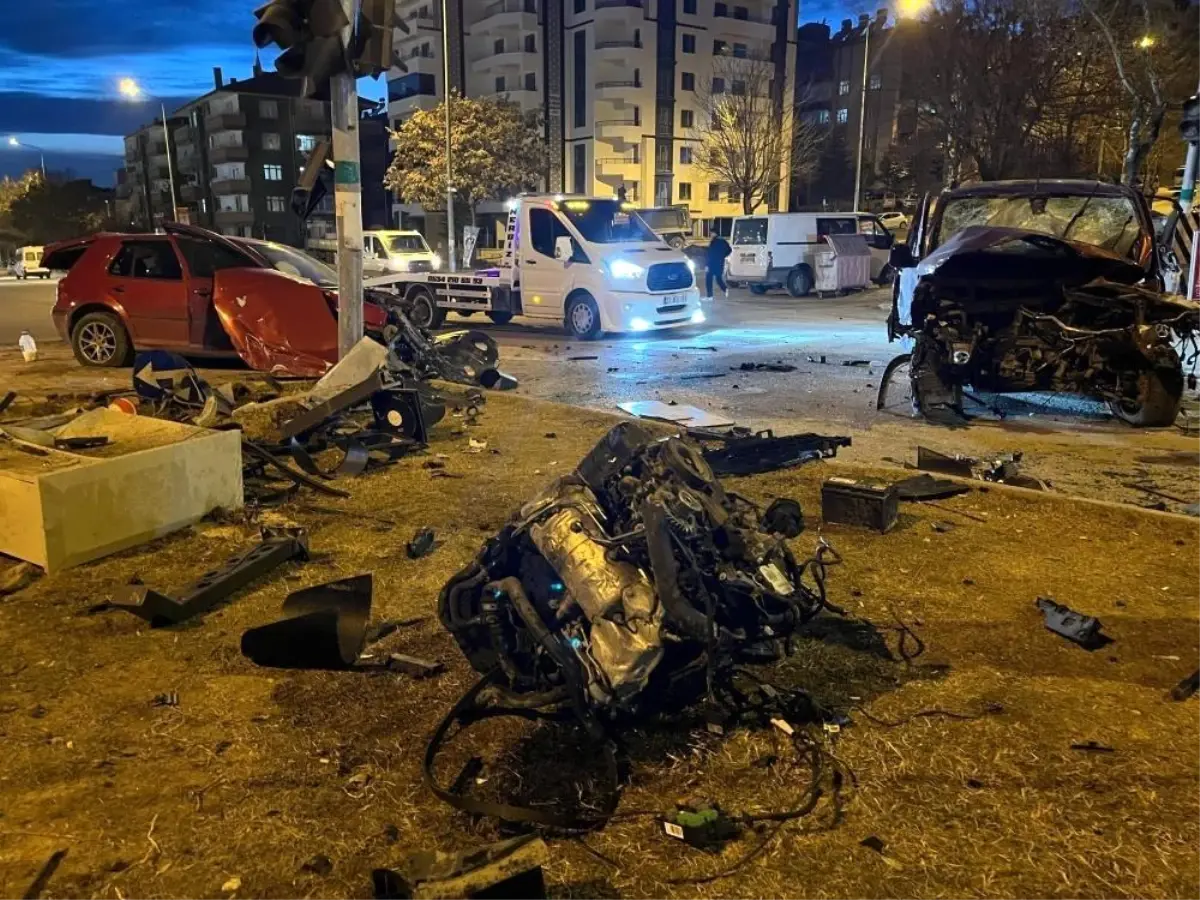 Elazığ\'daki Trafik Kazasında Ölümlü Kaza