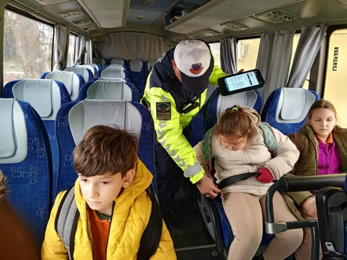 Kırklareli\'nde Okul Servislerine Denetim