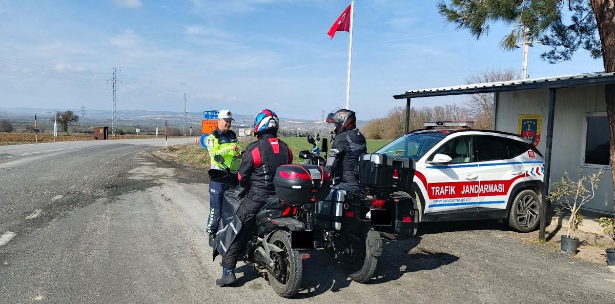 Kırklareli\'nde Trafik Denetimi: 395 Sürücüye Ceza