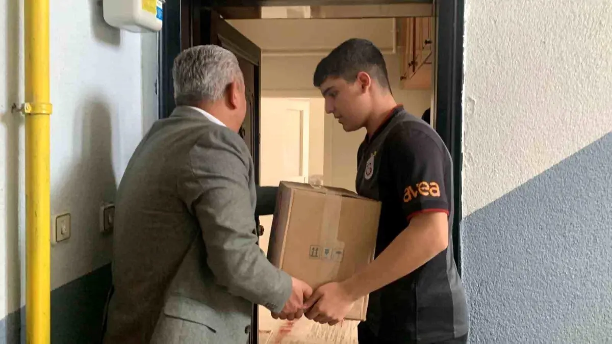 Beyazay Derneği\'nden Ramazan Yardımı