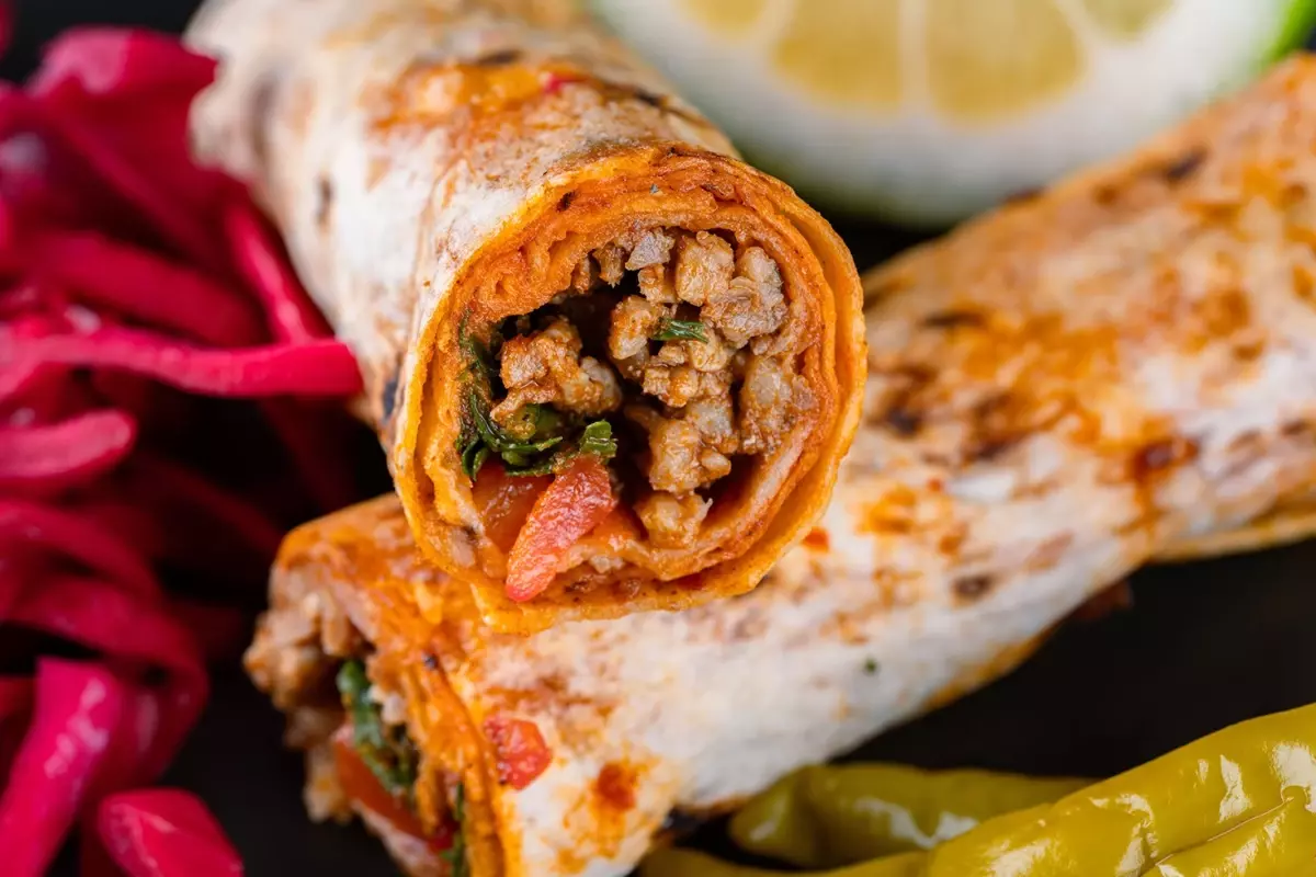 Tantuni diye at eti yedirmişler! Bakanlık ili de firmayı da ifşa etti