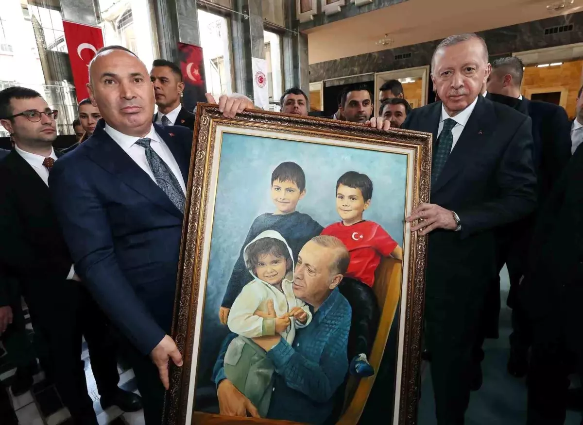 Cumhurbaşkanı Erdoğan: "8 Aralık devrimi ile 14 yıllık zulmün sona erdiği Suriye\'de mezhep temelli yeni bir fitne ateşi yakılmak isteniyor"