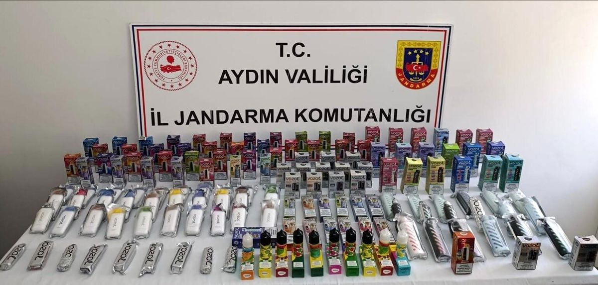 Kuşadası\'nda Kaçak Elektronik Sigara Operasyonu