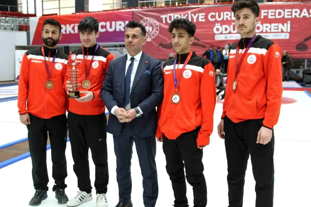 Erzurum Curling Takımı Türkiye Üçüncüsü