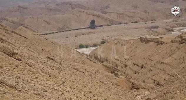 Pakistan'da çok sayıda kişinin öldüğü tren saldırısına ait görüntüler ortaya çıktı