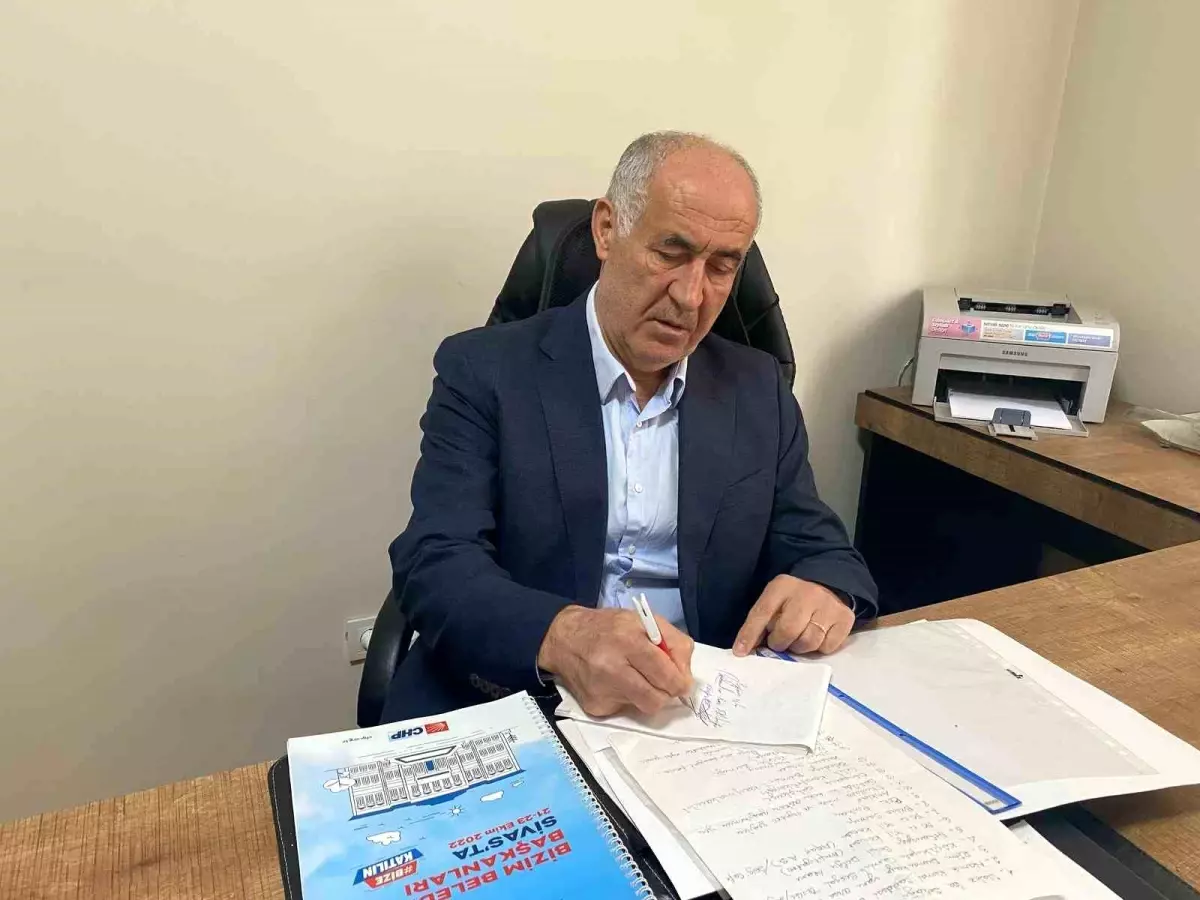 CHP\'li Eski Başkan, Borç Ödemesi Yüzünden Savcılığa Şikayet Edildi