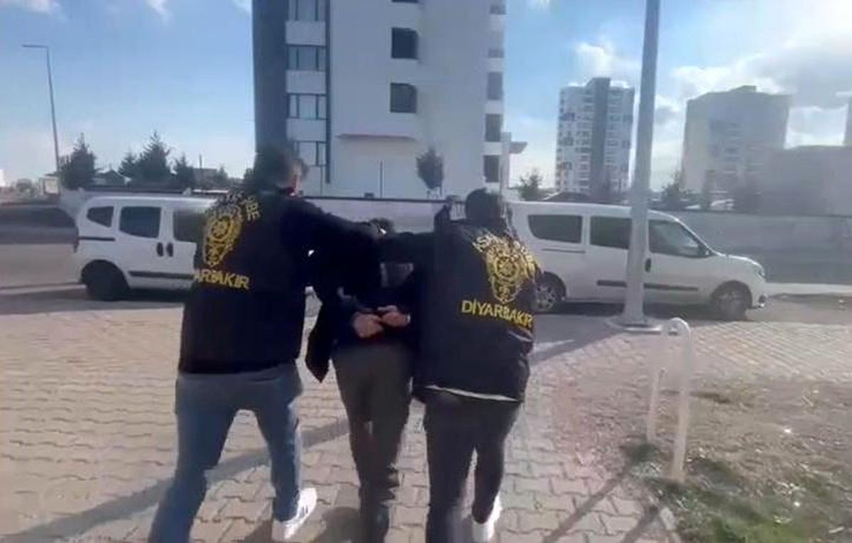Diyarbakır\'da Gizli Çekim Yapan Şüpheli Yakalandı
