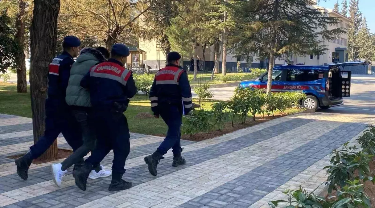 Gaziantep\'te PKK/KCK Üyesi 2 Terör Şüphelisi Yakalandı ve Tutuklandı