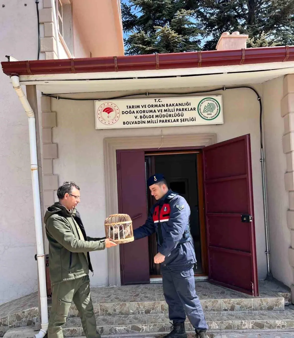Ruhsatsız Tüfek ve Keklik Ele Geçirildi
