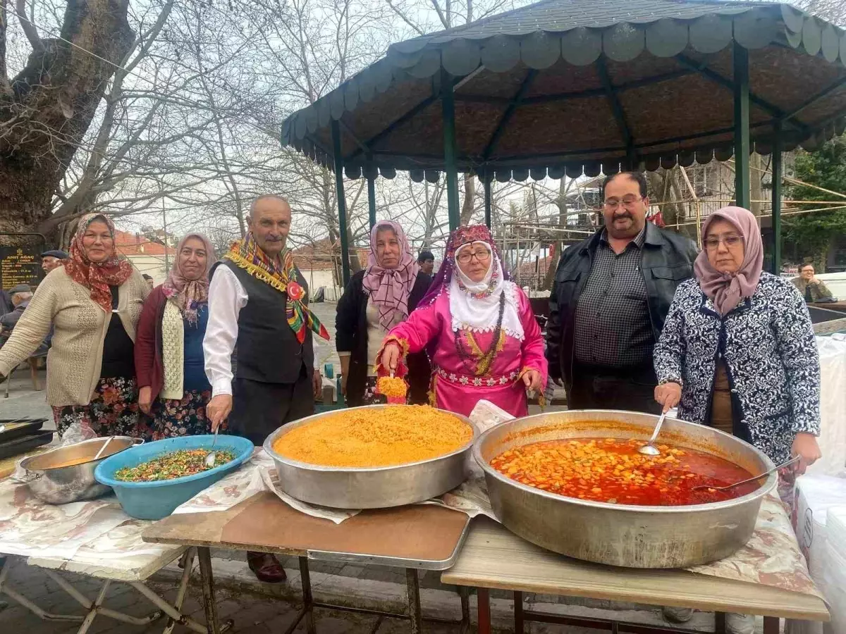 Ortaklar Yörük Efeler Derneği\'nden Geleneksel İftar Programı