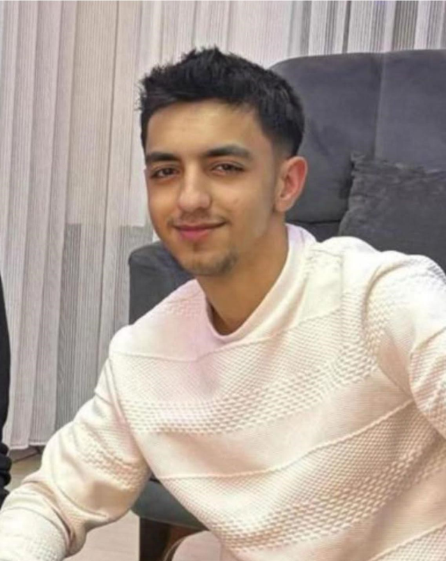 17 yaşındaki genç halı saha maçında fenalaşarak hayatını kaybetti