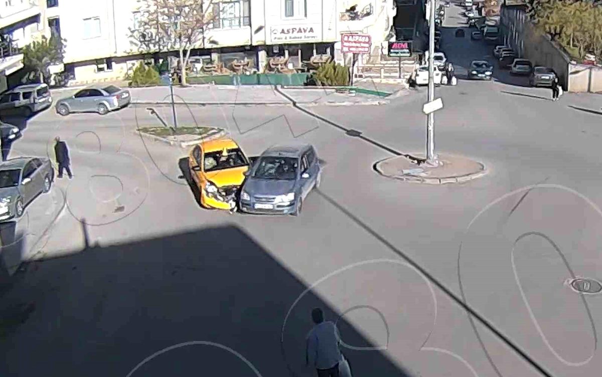 Kırıkkale\'de Trafik Kazaları KGYS Kameralarında