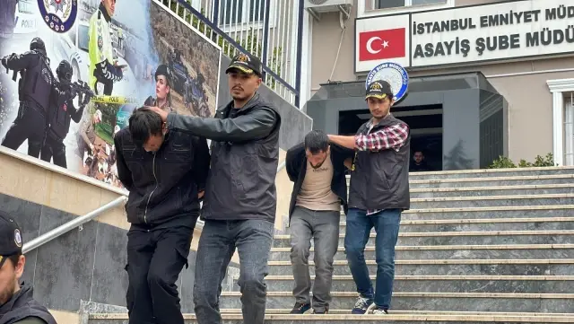 'Polisiz' deyip yol kestiler, şoförün gözlerini bağlayıp 1.7 milyonluk gasp yaptılar