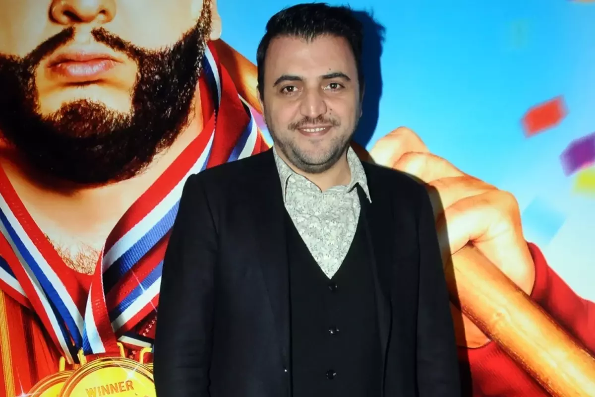Şinasi Yurtsever\'in 18 yıllık eşi için söyledikleri yürek burktu