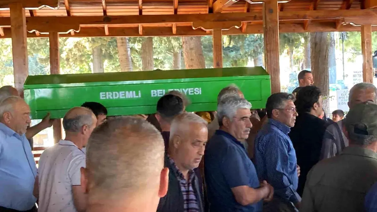 Mersin\'de Küçük Kız Hayatını Kaybetti