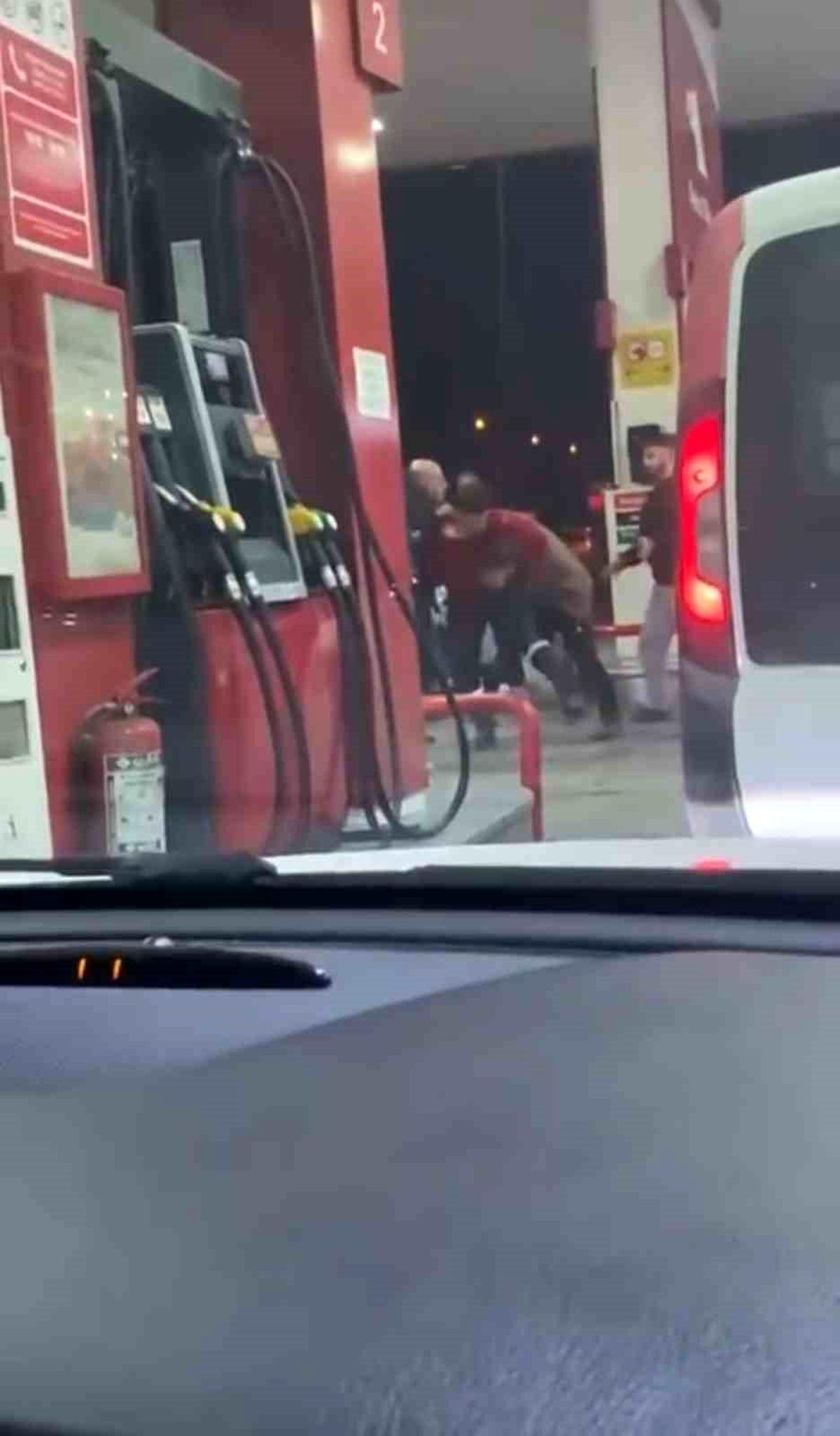 Bursa\'da Benzin İstasyonunda Kavga