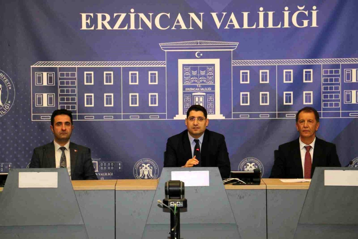 Erzincan Toplu Sera Bölgesi Projesi\'nde Toplantı Gerçekleştirildi