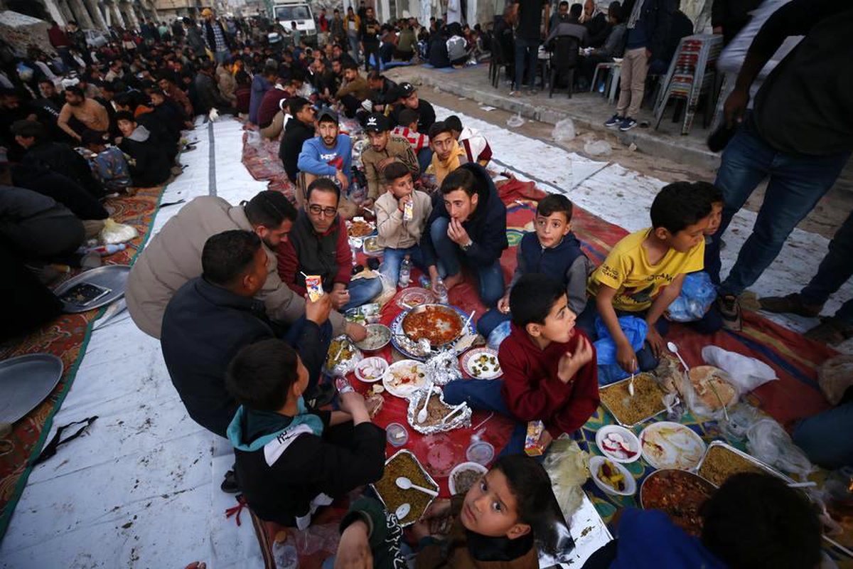 Gazze\'de İftar Sofrası