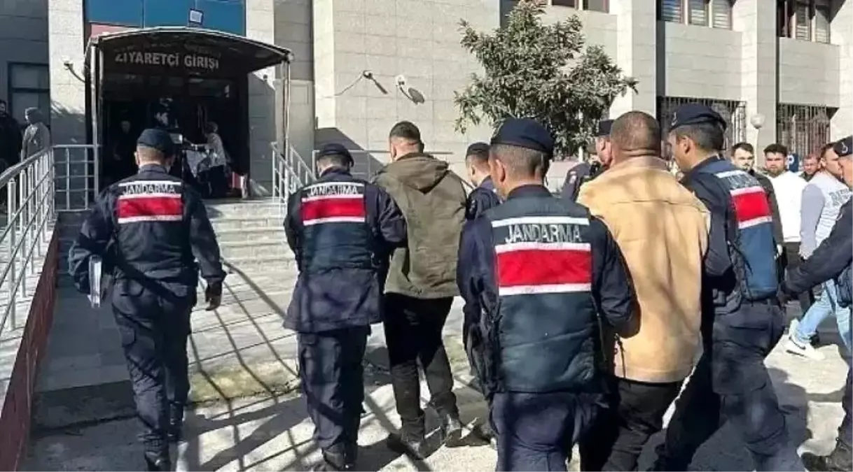 Balıkesir\'de Büyük Operasyon: 29 Gözaltı