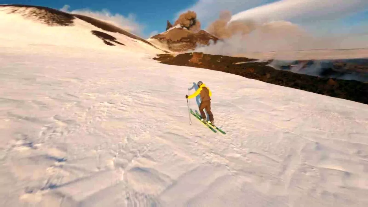 Etna Yanardağı\'ndan Görüntü Şöleni