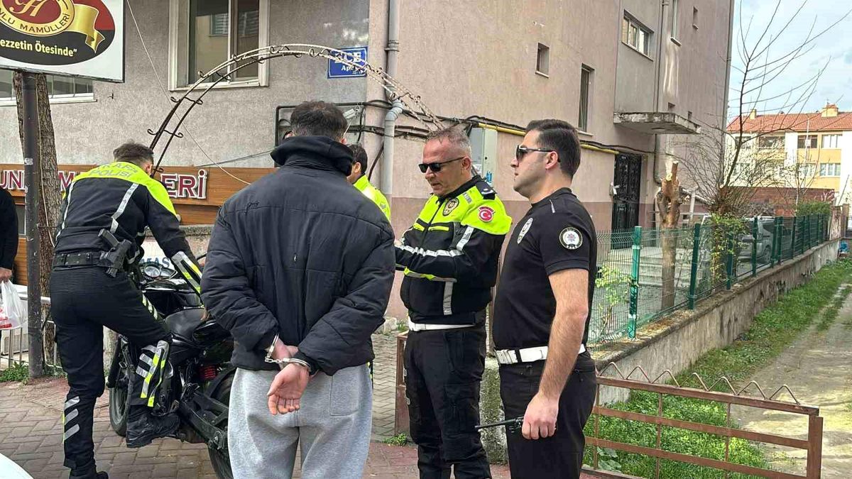 Bolu\'da Tehlikeli Motosiklet Sürücüleri Yakalandı