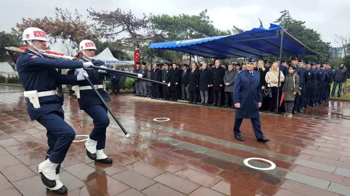 Bandırma\'da 18 Mart Çanakkale Zaferi ve Şehitleri anma programı gerçekleştirildi