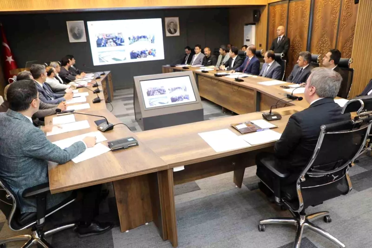 Erzincan\'da Toplu Sera Bölgesi Projesi Toplantısı Gerçekleştirildi