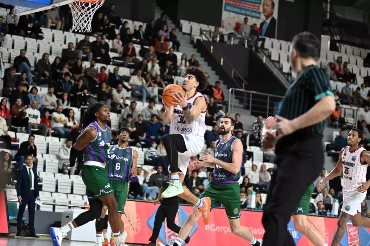 Manisa Basket, Unicaja Malaga\'ya Yenildi