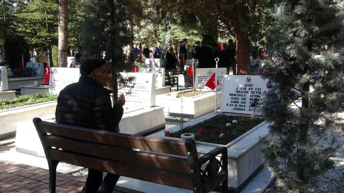 Konya\'da Çanakkale Zaferi\'nin 110\'uncu yıl dönümünde şehitler anıldı