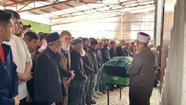 Sokak ortasında kanlı pusu! Genci çapraz ateşe alarak öldürdüler