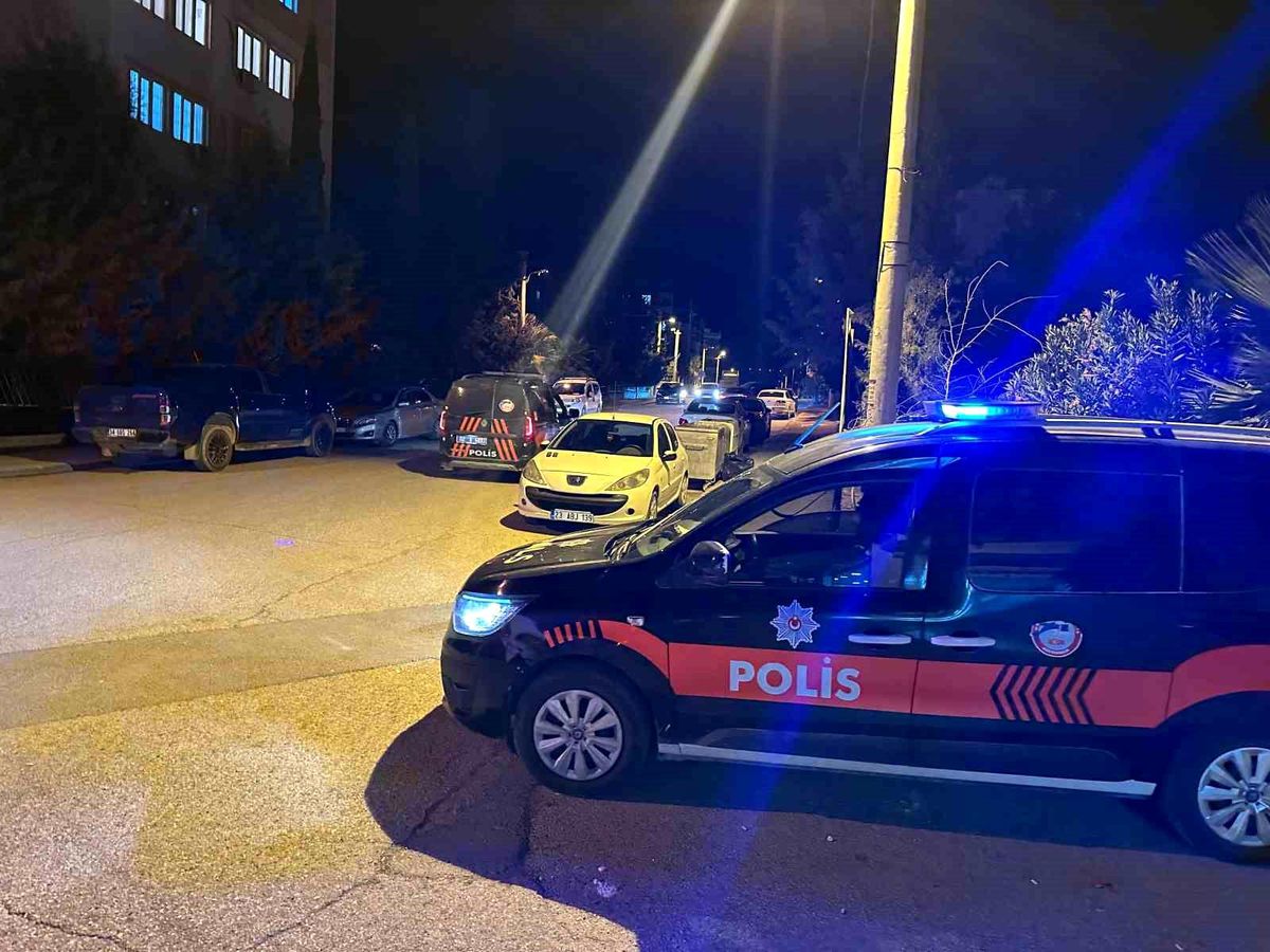 Adıyaman\'da Kavga: Polis Müdahale Etti