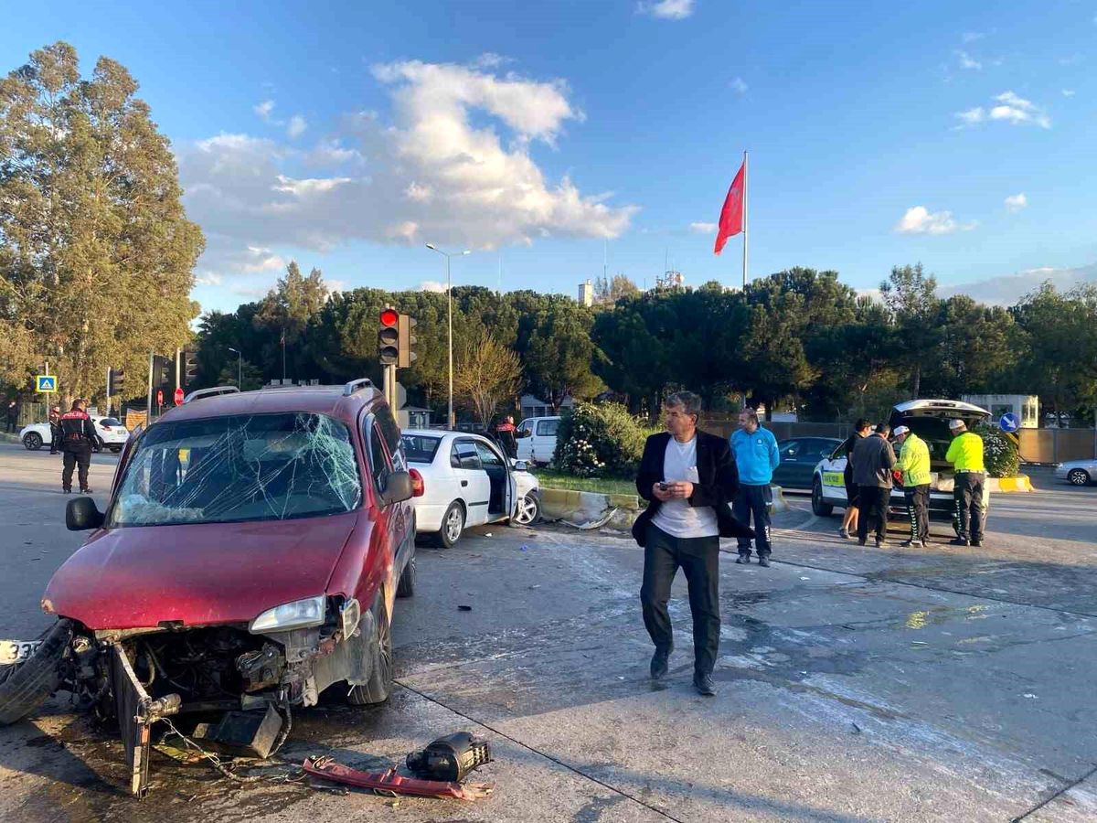 Aydın\'da Trafik Kazası: 7 Yaralı