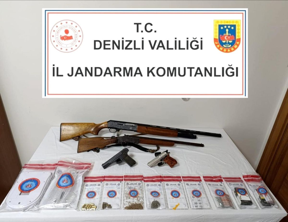 Denizli\'de Uyuşturucu Operasyonu: 22 Gözaltı