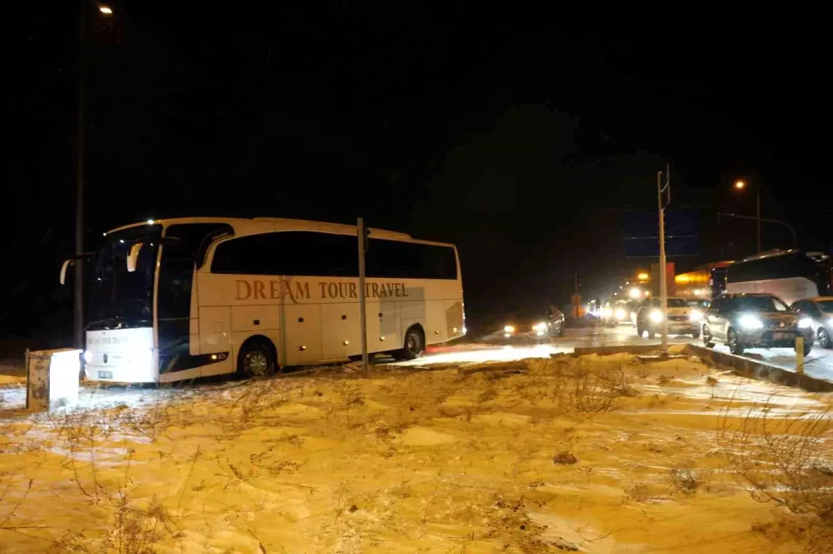 Nevşehir\'de Otobüs Kazası: Yaralı Var