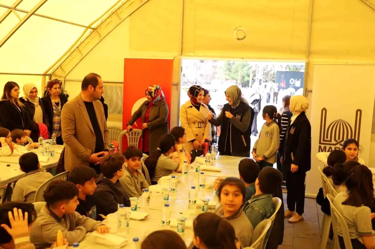 Mardin Büyükşehir Belediyesinden çocukları oruca alıştırma etkinlikleri