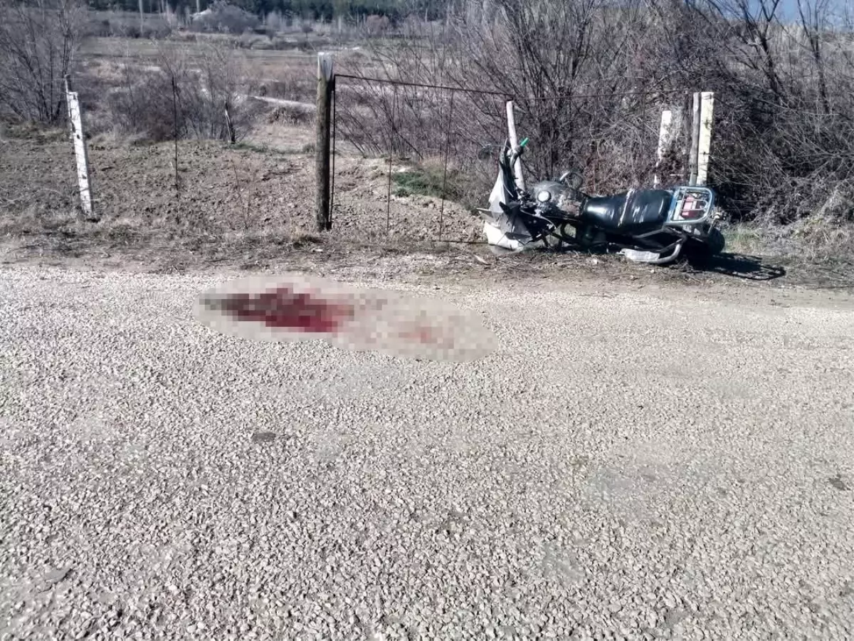 Burdur\'da Motosiklet Kazası Süsü Verilen Ölüm