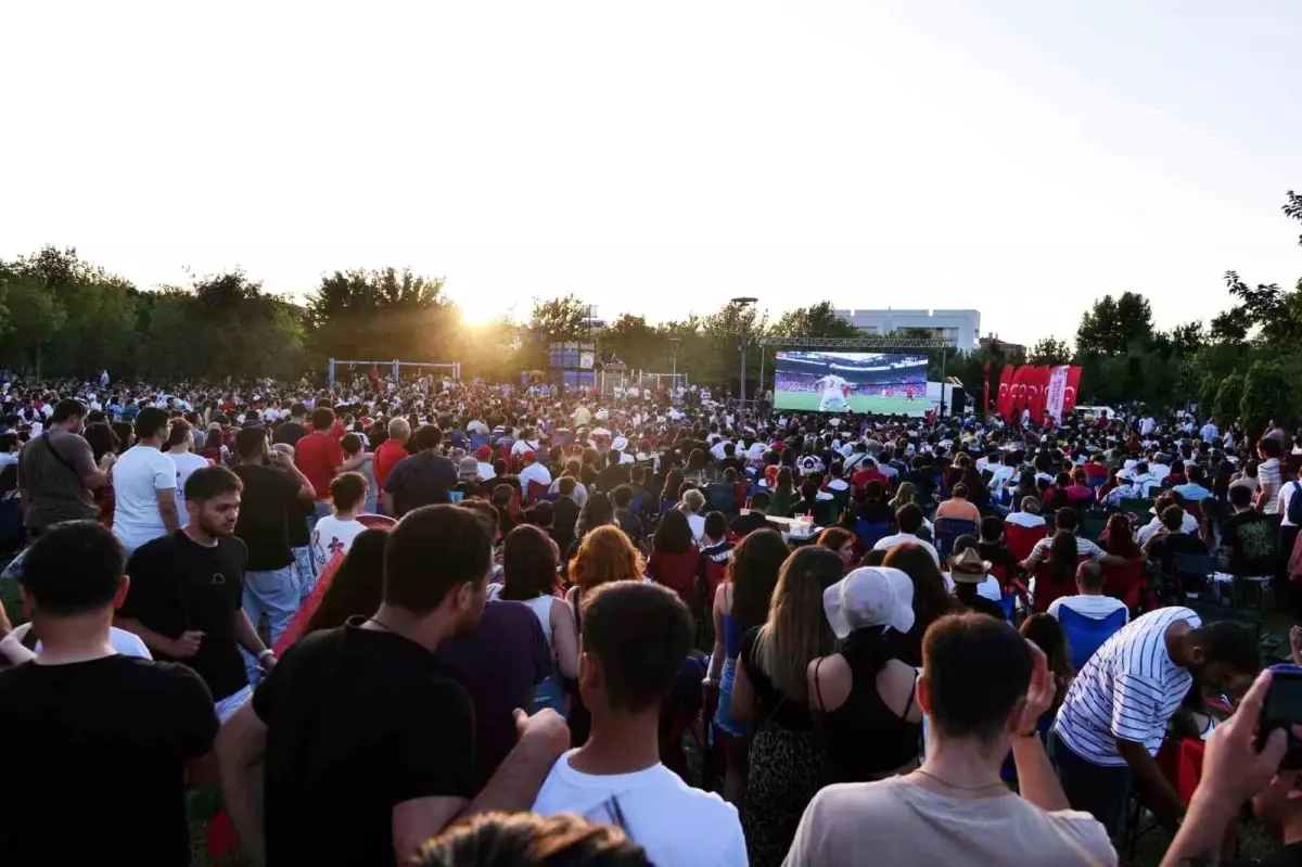 A Milli Takım Macaristan\'la Dede Korkut Parkı\'nda