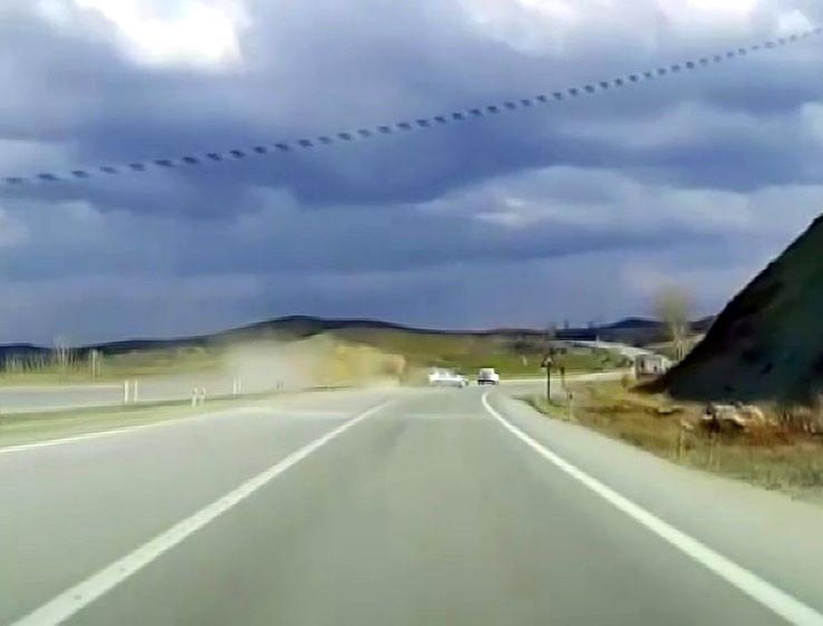 Sivas\'ta Araç Şarampole Düştü