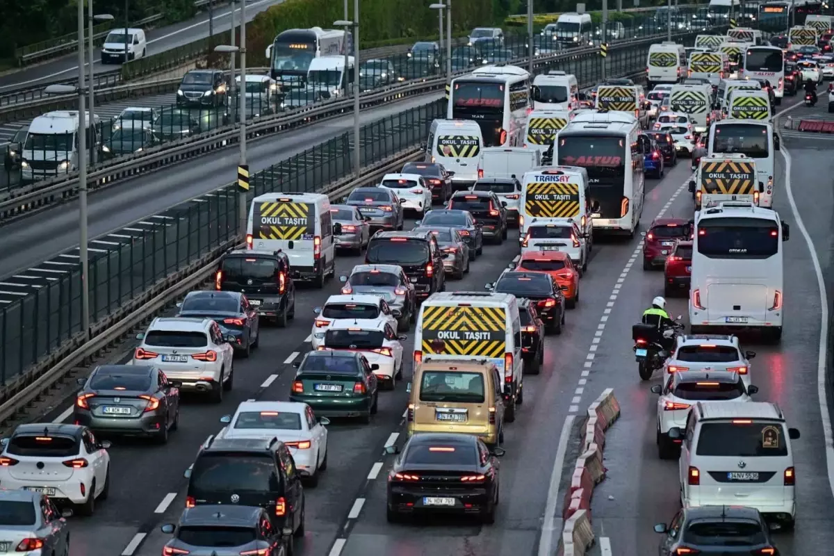 İstanbul Valiliği, Saraçhane çevresindeki bu yolları 24 saatliğine trafiğe kapattı