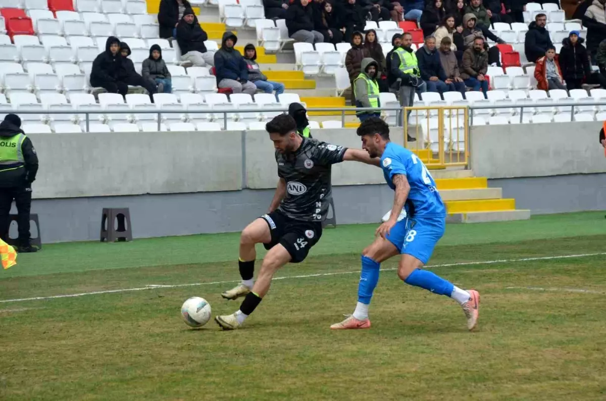 Karaman FK ve Karacabey Belediyespor 1-1 Beraber Kaldı