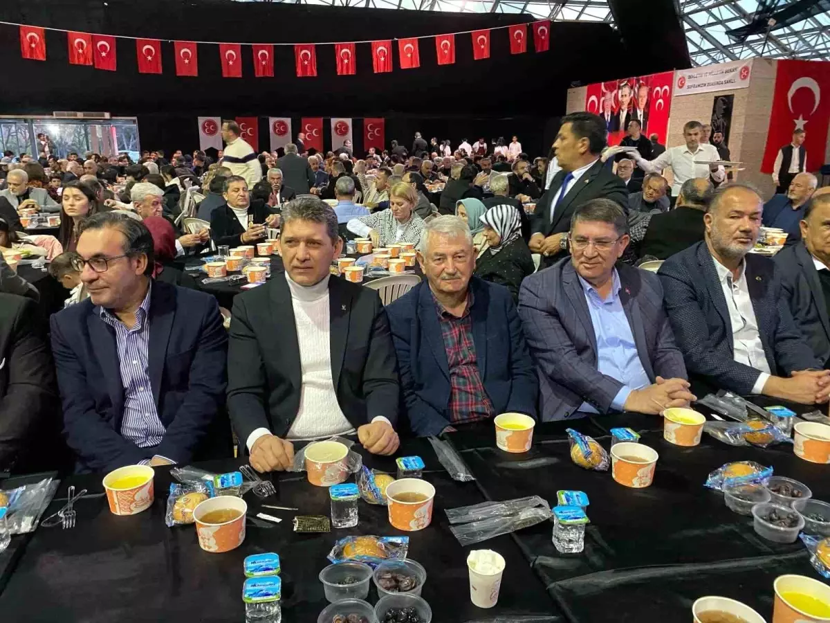 MHP Antalya\'da İftar Programı Düzenlendi