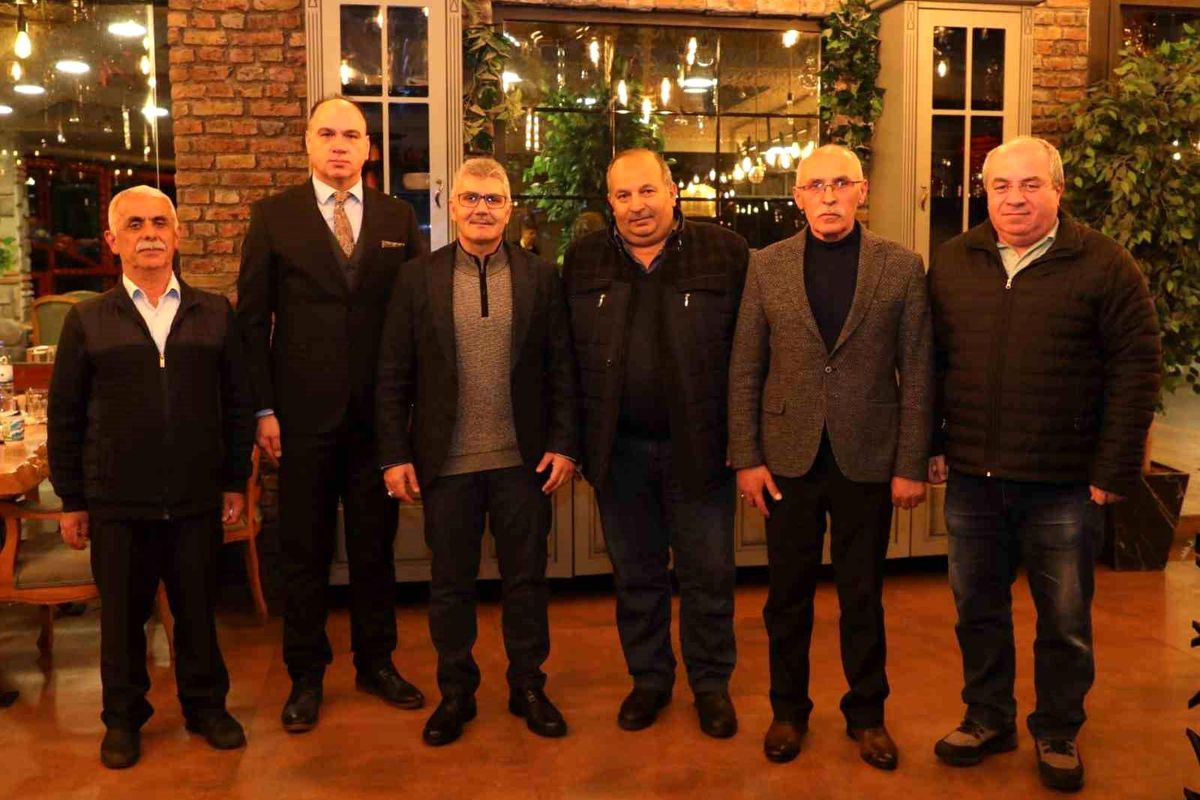 Vali Çelik Emekli Personelle İftar Yemeğinde Bir Araya Geldi