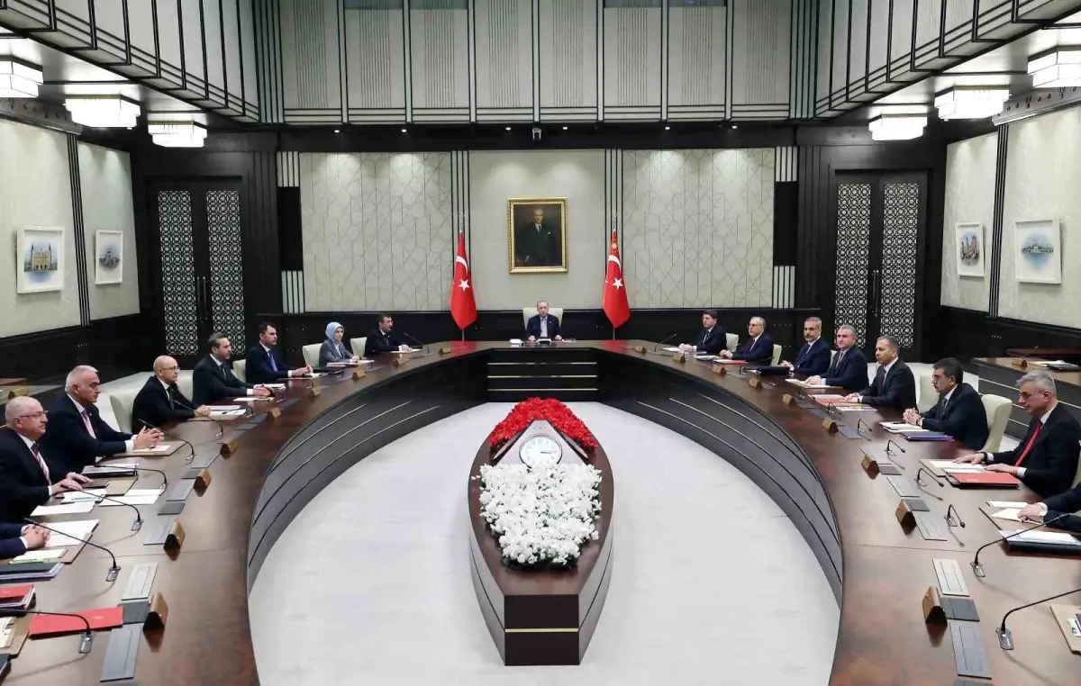 Cumhurbaşkanlığı Kabinesi, Cumhurbaşkanı Recep Tayyip Erdoğan başkanlığında Beştepe\'de toplandı.