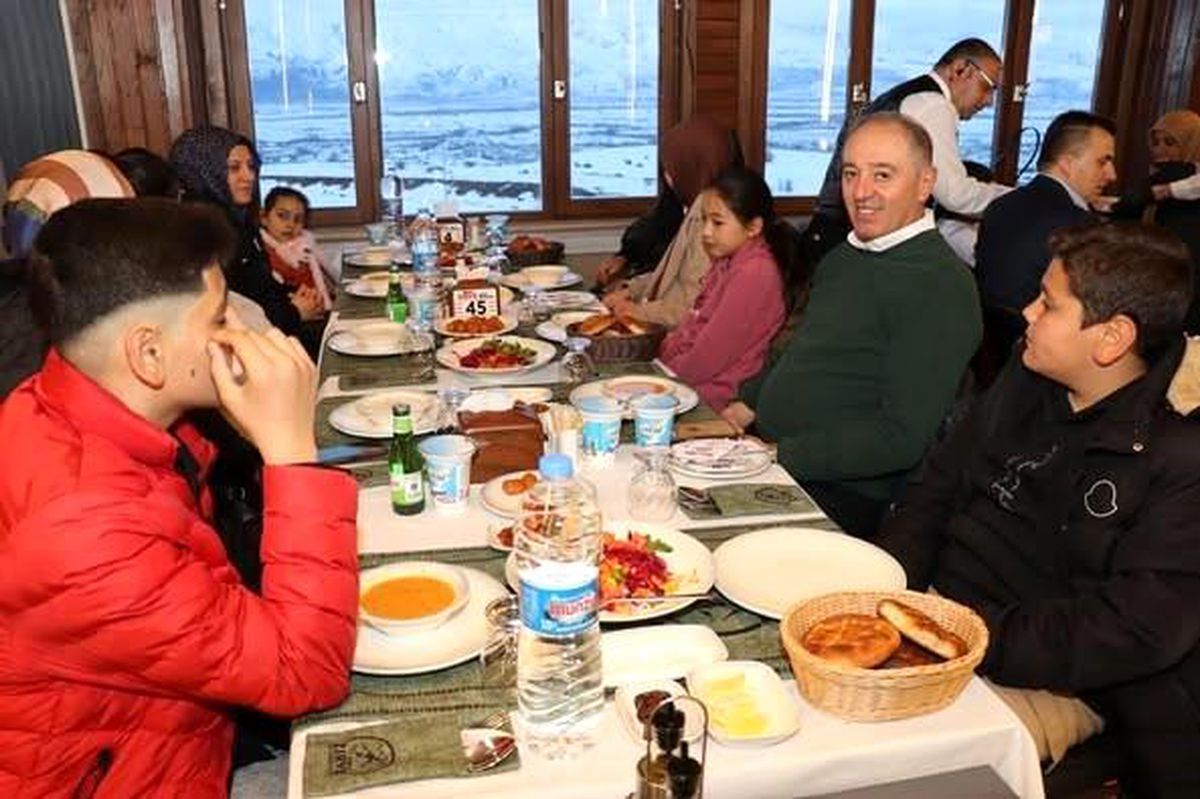 Jandarmadan İftar Programı